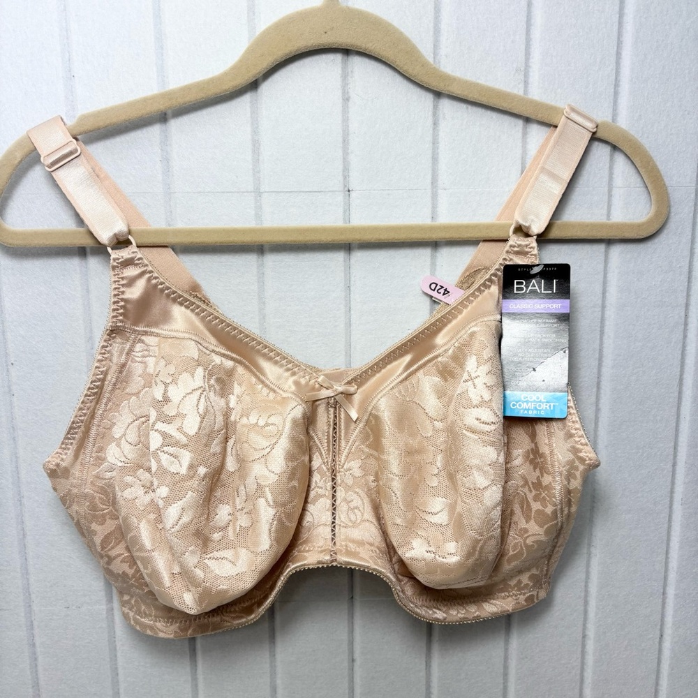 Bali Classic Support Cool Comfort Women's Lace soft taupe Bra  Size‎ 42D